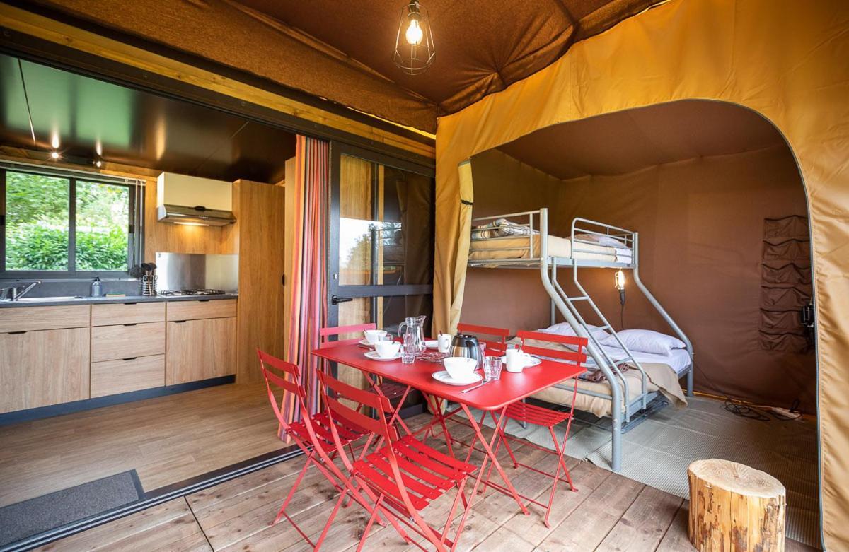 Huttopia de Roos Stegeren Habitación foto